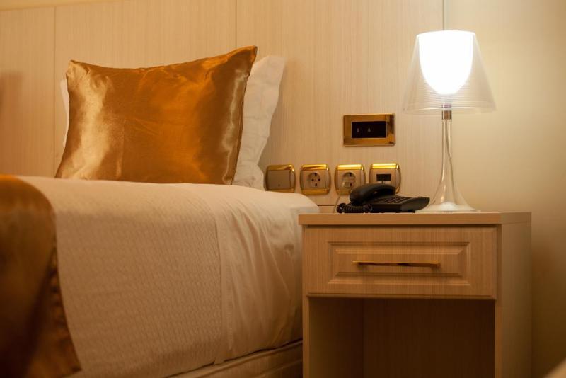 Hotel Florenca ลูอันดา ภายนอก รูปภาพ