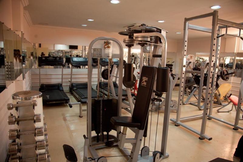 Hotel Florenca ลูอันดา ภายนอก รูปภาพ