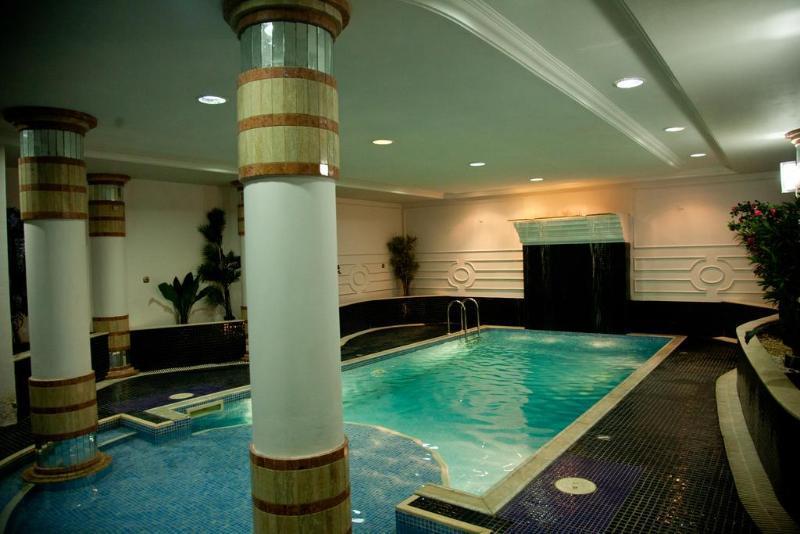 Hotel Florenca ลูอันดา ภายนอก รูปภาพ